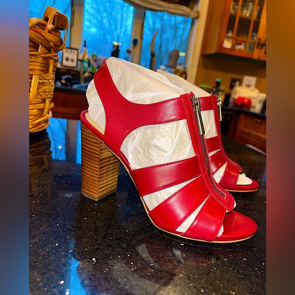 NWT Michael Kors heeled sandals sexy red - Picture 6 of 15